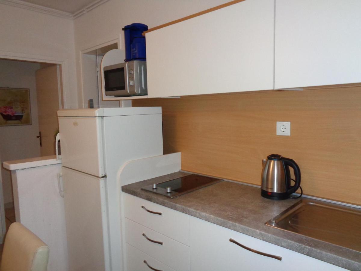 Apartments Miki 2 Novalja Eksteriør bilde